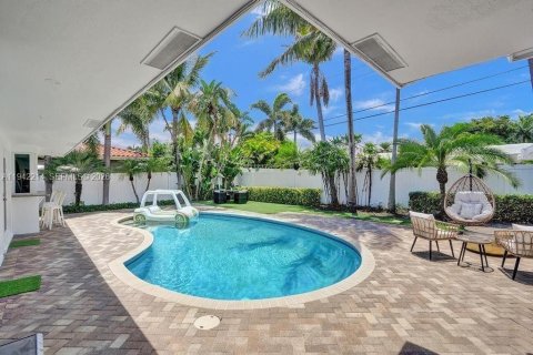 Casa en alquiler en Fort Lauderdale, Florida, 3 dormitorios, 160.26 m2 № 2028174 - foto 18