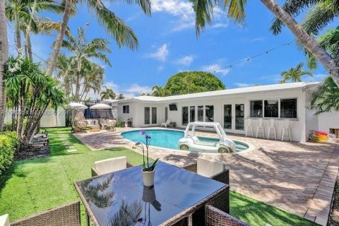 Casa en alquiler en Fort Lauderdale, Florida, 3 dormitorios, 160.26 m2 № 2028174 - foto 17