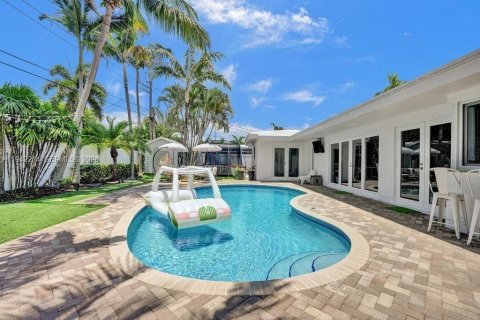 Casa en alquiler en Fort Lauderdale, Florida, 3 dormitorios, 160.26 m2 № 2028174 - foto 13
