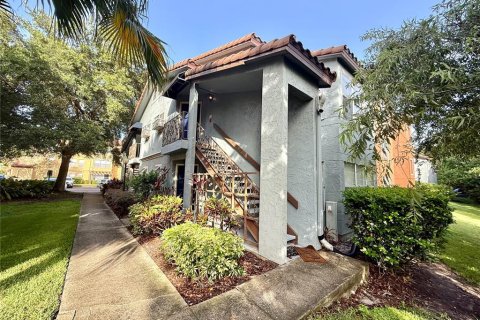 Condominio en alquiler en Orlando, Florida, 2 dormitorios, 85.38 m2 № 1810679 - foto 3