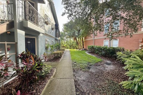 Condominio en alquiler en Orlando, Florida, 2 dormitorios, 85.38 m2 № 1810679 - foto 2