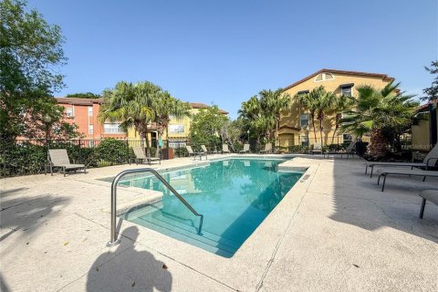 Condominio en alquiler en Orlando, Florida, 2 dormitorios, 85.38 m2 № 1810679 - foto 24