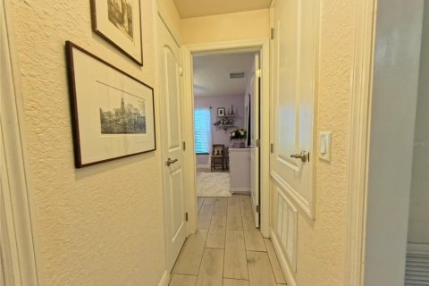 Casa en venta en Spring Hill, Florida, 4 dormitorios, 163.69 m2 № 1912498 - foto 26