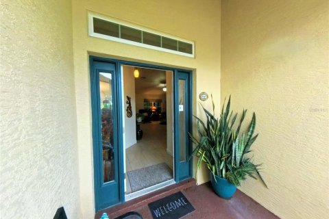 Casa en venta en Spring Hill, Florida, 4 dormitorios, 163.69 m2 № 1912498 - foto 4