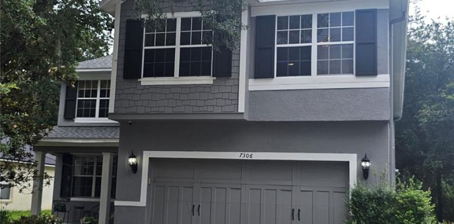 Villa ou maison à Wesley Chapel, Floride 5 chambres, 322.74 m2 № 2199362