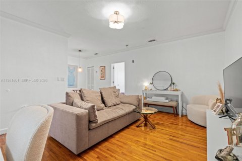 Condo in Coral Gables, Florida, 1 bedroom  № 2043151 - photo 6