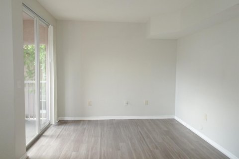 Townhouse in Coral Springs, Florida 2 bedrooms, 117.8 sq.m. № 2083933 - photo 3