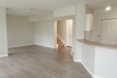 Townhouse in Coral Springs, Florida 2 bedrooms, 117.8 sq.m. № 2083933 - photo 2