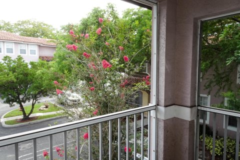 Townhouse in Coral Springs, Florida 2 bedrooms, 117.8 sq.m. № 2083933 - photo 20