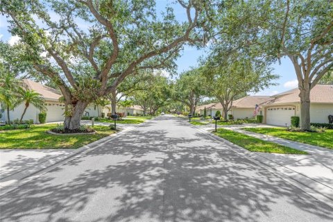 House in Sarasota, Florida 3 bedrooms, 143.81 sq.m. № 1679803 - photo 3