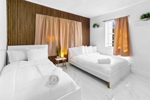 Condo in Hallandale Beach, Florida, 4 bedrooms  № 1978188 - photo 20