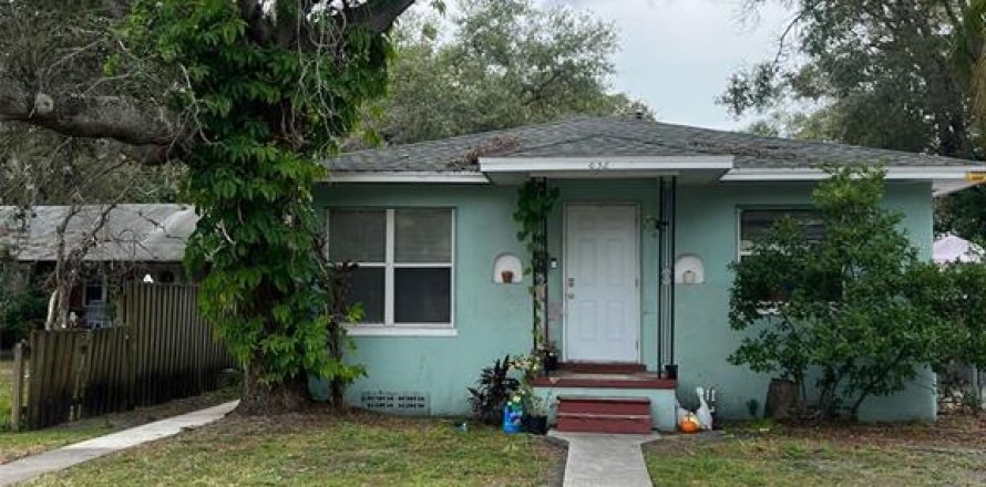 Appartement à Saint Petersburg, Floride 1 chambre, 60.2 m2 № 1854097