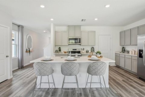 Villa ou maison à vendre à Zephyrhills, Floride: 4 chambres, 214.14 m2 № 2205277 - photo 14