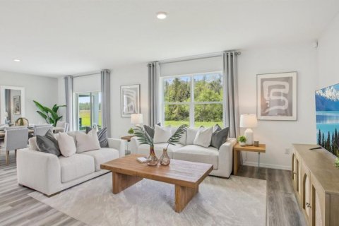 Villa ou maison à vendre à Zephyrhills, Floride: 4 chambres, 214.14 m2 № 2205277 - photo 3