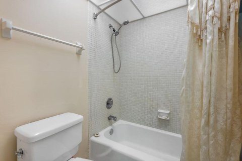 Copropriété à louer à Lauderhill, Floride: 2 chambres, 106.84 m2 № 2168893 - photo 13