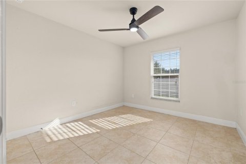 Villa ou maison à vendre à Eagle Lake, Floride: 4 chambres, 216.65 m2 № 2419021 - photo 30