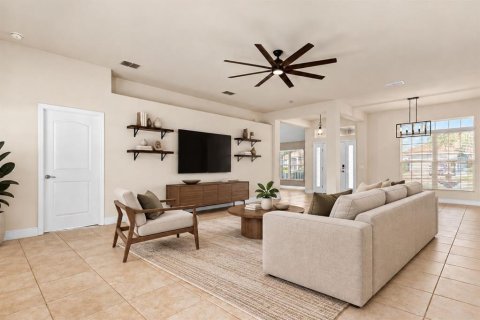Villa ou maison à vendre à Eagle Lake, Floride: 4 chambres, 216.65 m2 № 2419021 - photo 22
