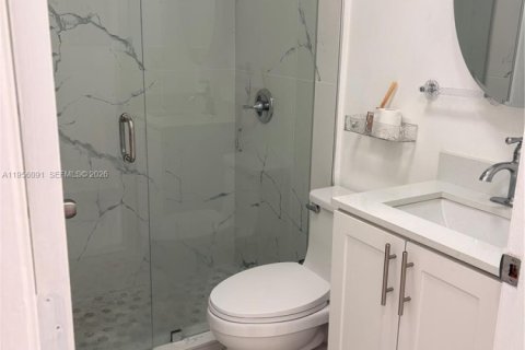 Apartment in Miami, Florida 2 bedrooms, 1947.05 sq.m. № 2020450 - photo 9