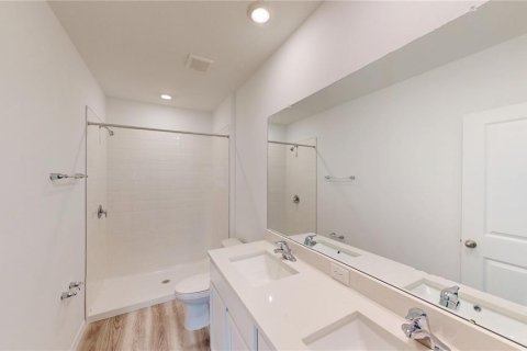 Townhouse in Land O' Lakes, Florida 3 bedrooms, 155.43 sq.m. № 2277565 - photo 21