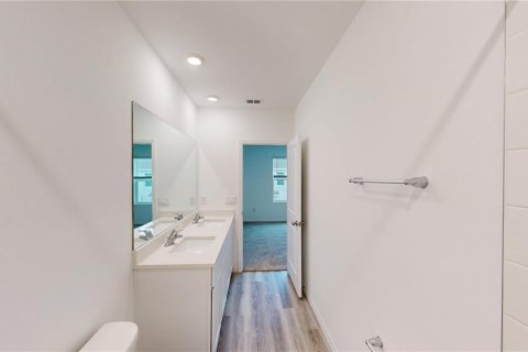 Townhouse in Land O' Lakes, Florida 3 bedrooms, 155.43 sq.m. № 2277565 - photo 22