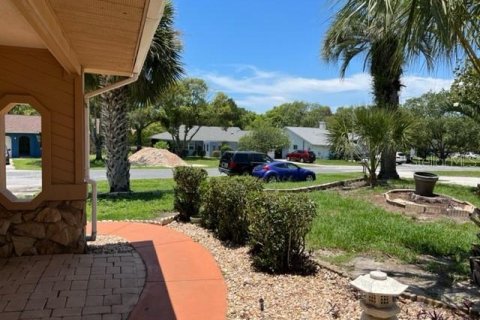 Casa en alquiler en Spring Hill, Florida, 3 dormitorios, 155.15 m2 № 1911680 - foto 4