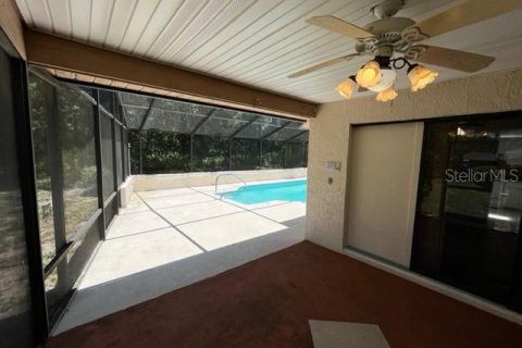 House in Spring Hill, Florida 3 bedrooms, 155.15 sq.m. № 1911680 - photo 17
