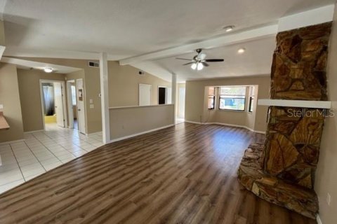 House in Spring Hill, Florida 3 bedrooms, 155.15 sq.m. № 1911680 - photo 9