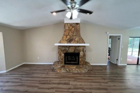 House in Spring Hill, Florida 3 bedrooms, 155.15 sq.m. № 1911680 - photo 7