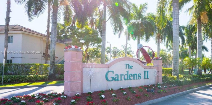 Кондоминиум с 2 спальнями в Хомстед, Флорида № 1948367