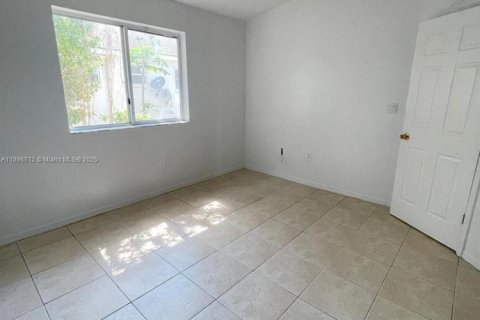 Снять в аренду кондоминиум в Хомстед, Флорида 2 спальни, 75.72м2, № 1948367 - фото 11