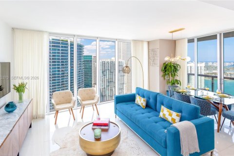 Кондоминиум с 2 спальнями в Майами, Флорида № 2043422