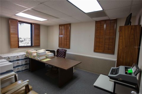 Immobilier commercial à louer à Saint Petersburg, Floride: 27.87 m2 № 1751129 - photo 7