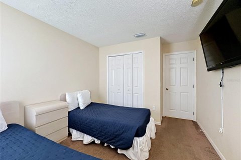House in Haines City, Florida 4 bedrooms, 143.26 sq.m. № 2121584 - photo 20