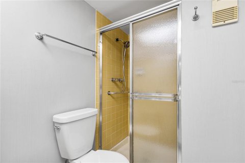 Купить кондоминиум в Сент-Питерсберг, Флорида 4 комнаты, 96.15м2, № 2097551 - фото 14