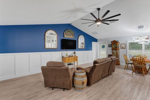 Villa ou maison à vendre à Citrus Springs, Floride: 3 chambres, 149.94 m2 № 2396927 - photo 12