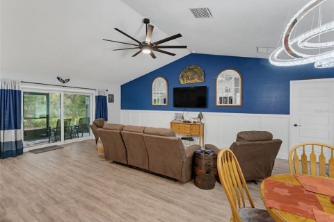 Villa ou maison à vendre à Citrus Springs, Floride: 3 chambres, 149.94 m2 № 2396927 - photo 9