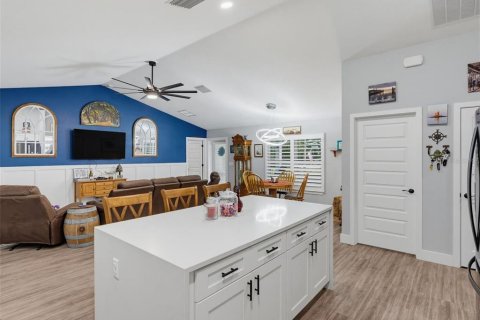 Villa ou maison à vendre à Citrus Springs, Floride: 3 chambres, 149.94 m2 № 2396927 - photo 24
