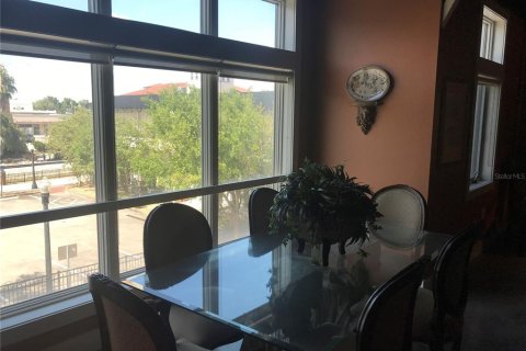 Condo in Lakeland, Florida, 1 bedroom  № 2196048 - photo 12