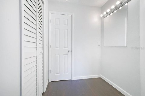 Condo in Orlando, Florida, 1 bedroom № 2115056 - photo 11