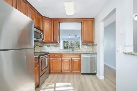 Condo in Orlando, Florida, 1 bedroom № 2115056 - photo 4