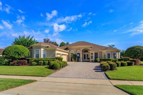 House in Sanford, Florida 4 bedrooms, 319.58 sq.m. № 2396318