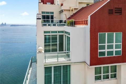 Condominio en venta en Miami, Florida, 2 dormitorios, 128.21 m2 № 1951947 - foto 17
