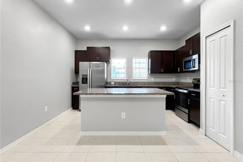 Touwnhouse à louer à Tampa, Floride: 2 chambres, 140.84 m2 № 1910725 - photo 15