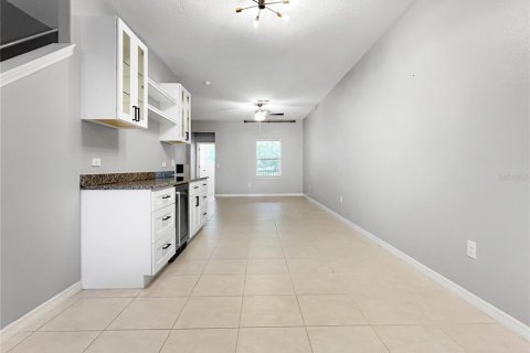 Touwnhouse à louer à Tampa, Floride: 2 chambres, 140.84 m2 № 1910725 - photo 19