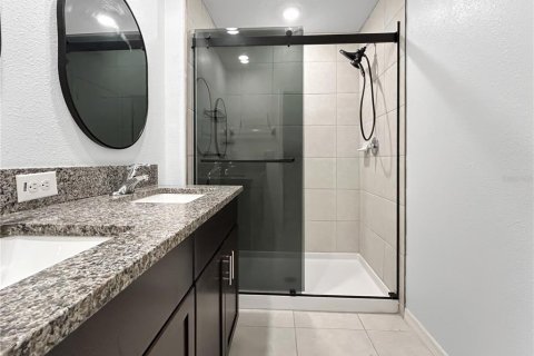Touwnhouse à louer à Tampa, Floride: 2 chambres, 140.84 m2 № 1910725 - photo 6