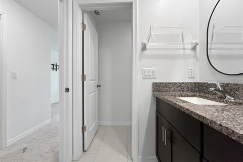 Touwnhouse à louer à Tampa, Floride: 2 chambres, 140.84 m2 № 1910725 - photo 8