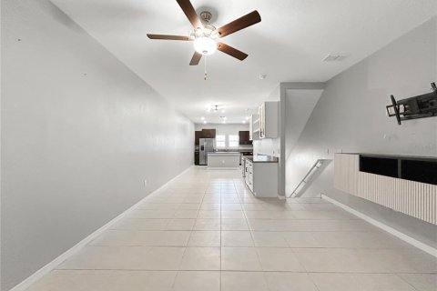 Touwnhouse à louer à Tampa, Floride: 2 chambres, 140.84 m2 № 1910725 - photo 21