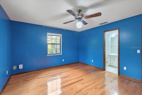 House in Ocala, Florida 3 bedrooms, 128.67 sq.m. № 2213642 - photo 15