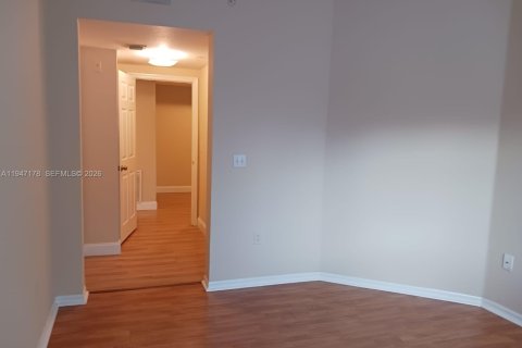 Купить кондоминиум в Мирамар, Флорида 1 спальня, 74.32м2, № 2003489 - фото 13