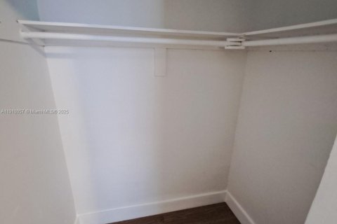 Appartement à louer à Miami, Floride: 1 chambre, 37.16 m2 № 1966370 - photo 6